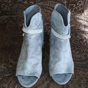 Women shoes